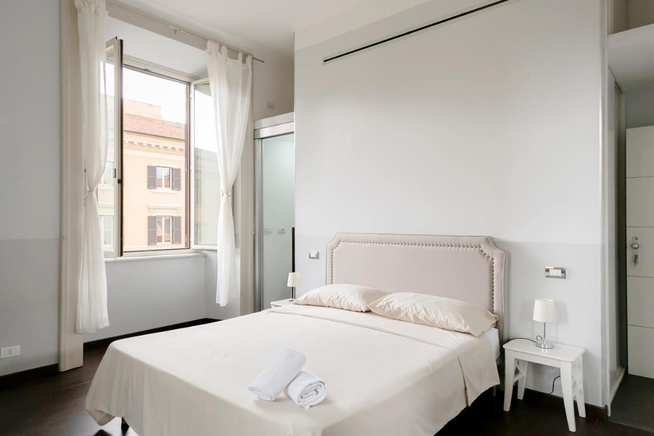 Hotel Dm69 - Termini Monti Crossroads à Rome Extérieur photo
