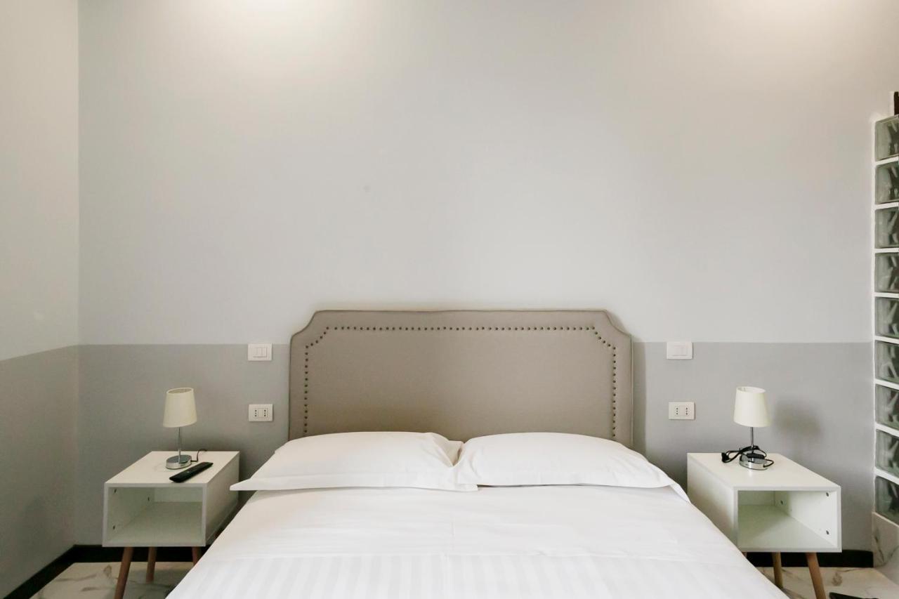 Hotel Dm69 - Termini Monti Crossroads à Rome Extérieur photo