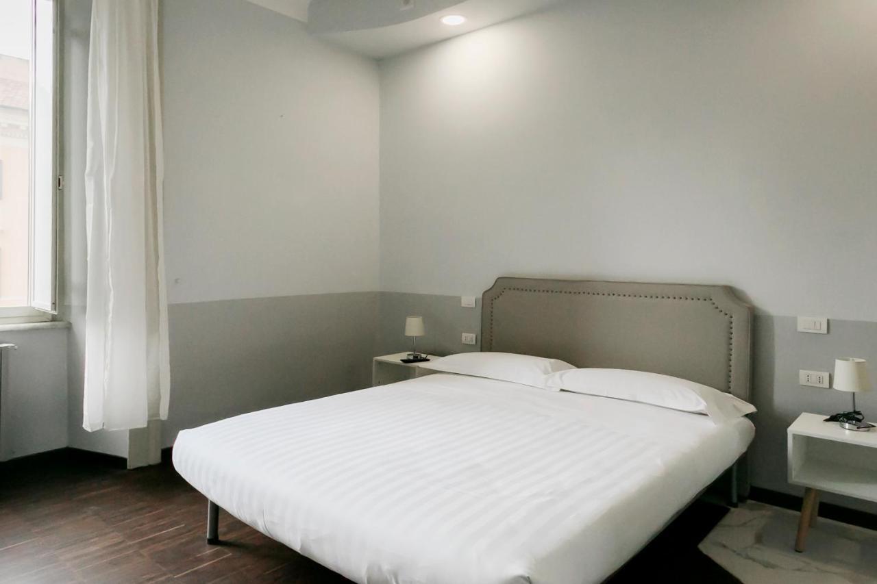 Hotel Dm69 - Termini Monti Crossroads à Rome Extérieur photo