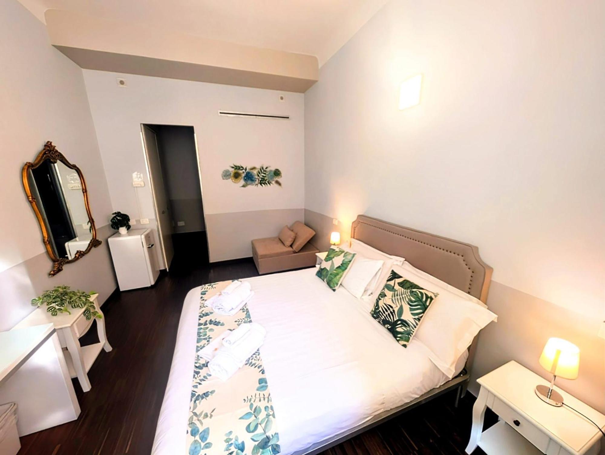 Hotel Dm69 - Termini Monti Crossroads à Rome Extérieur photo